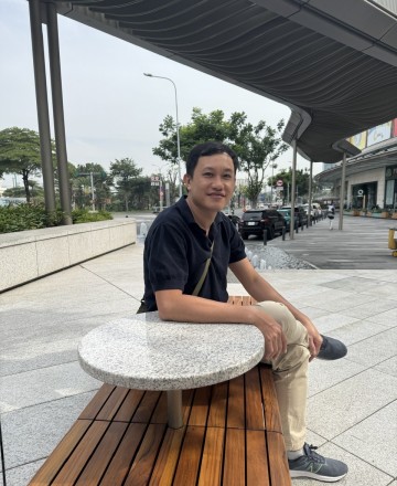 Trần