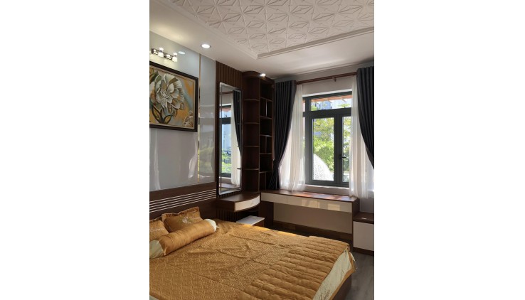 NHÀ QUẬN 7, MẶT TIỀN ĐƯỜNG LỘ 8m, CÓ VỈA HÈ 4m, KỀ BÊN PHÚ MỸ HƯNG, 4 TẦNG, 4x18M, NHỈNH 7 TỶ