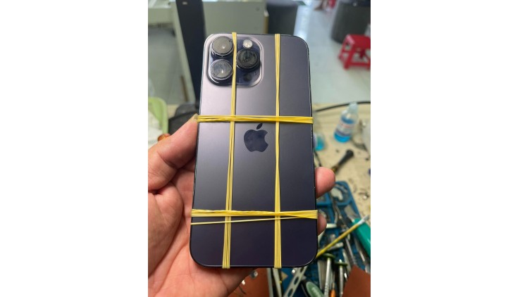 THAY PIN iPHONE CHÍNH HÃNG - LẤY NGAY CHỈ TỪ 299K ĐẶC BIỆT THAY PIN HIỂN THỊ PHẦN TRĂM PIN HOTLINE: 0908664488 / 0906.222230