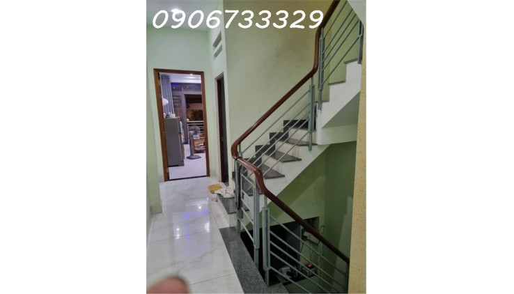 Bán nhà 5 tầng ngang 4m thu nhập 50tr/th khu kiều đàm Q7 chỉ 8ty nhỏ