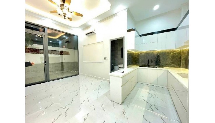 3 TẦNG, 5X17M, ĐƯỜNG TRƯỚC NHÀ Ô TÔ ĐẾN NƠI, 7 TỶ