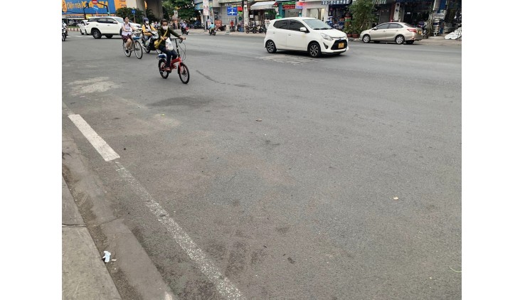 BÁN NHÀ ĐẤT MẶT TIỀN NGUYỄN THỊ THẬP .PHƯỜNG BÌNH THUẬN , QUẬN 7, TPHCM .GIÁ CHỈ 139 TRIỆU /M2