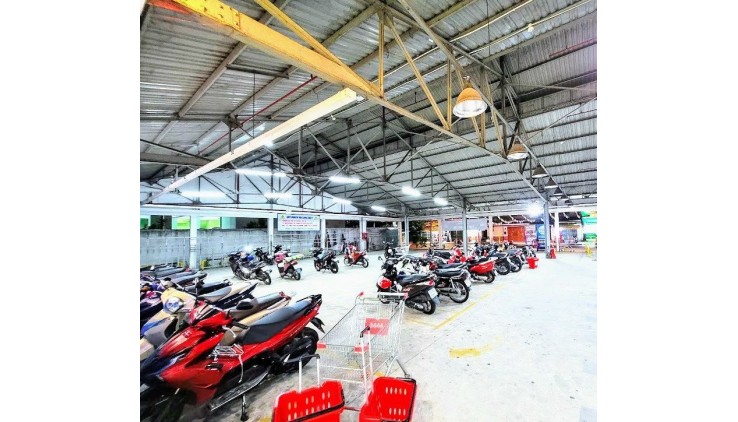 Siêu thị 856 ÂU CƠ, PHƯỜNG 14, TÂN BÌNH.8000m2