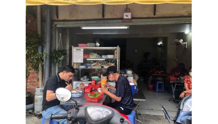 CẦN SANG LẠI QUÁN ĂN ĐANG HOẠT ĐỘNG KINH DOANH TỐT