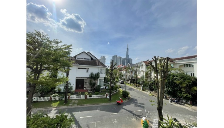 Lan Anh Village ven sông Sài Gòn - Quận 2