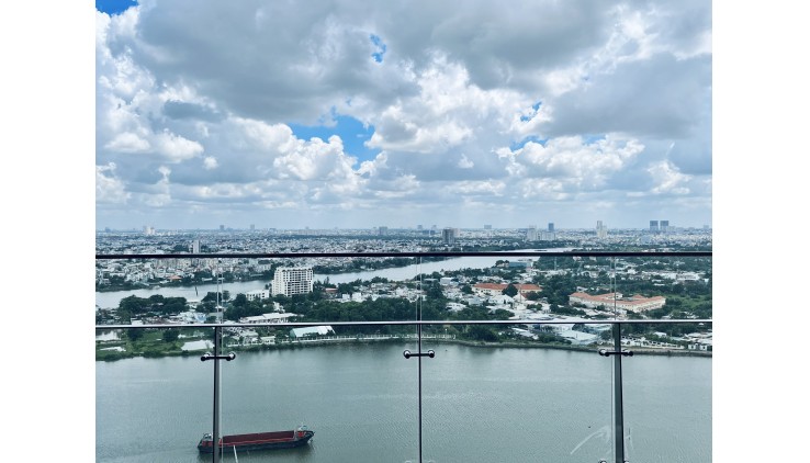 Cho thuê hoặc bán căn 3 phòng ngủ - Thảo Điền Green, quận 2.