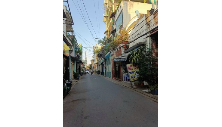 SIÊU PHẨM GẦN CHỢ LÊ ĐÌNH CẨN BÌNH TÂN - HXH 6M - VÀI BƯỚC RA MẶT TIỀN - 53M2 (4X13.2) - CHỈ 3 TỶ NHỈNH