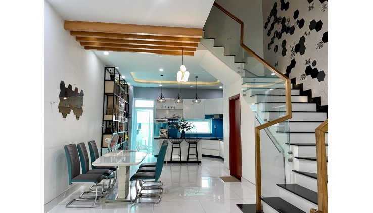 CHO THUÊ BIỆT THỰ ROSITA - KHANG ĐIỀN - 115M2 - 3 TẦNG - FULL NỘI THẤT XỊN SÒ - GIÁ 15.5TR/THÁNG