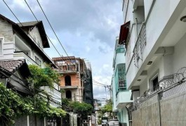 Bán nhà Đường Nguyễn Văn Thương (D1) P.25 Q.Bình Thạnh DT 62 m2 (5Tầng) Chỉ nhỉnh 10Tỷ, thích hợp Ở hoặc văn phòng công ty.