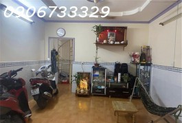 Bán nhà 3 tầng mặt tiền đường Q7 ô tô ngủ trong nhà chỉ nhỉnh 6 tỷ