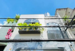Bán Nhà Gò Vấp 4PN,4 Tầng, Phạm Văn Chiêu HXH né 6 mét.