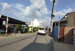Bán đất tặng nhà 200 m ngang gần 8m mặt tiền Phường An Phú Đông Quận 12