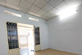 Bán nhà mặt tiền Quận 9 - p. Hiệp Phú, 100m2 (5x20), giảm sâu 2.2 tỷ