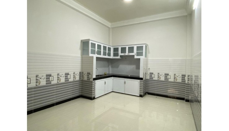 Nhà mt nhựa 9x12m ngay Lê Thị Lơ, Tân Hiệp, Hocmon