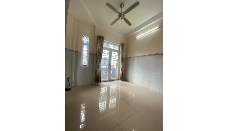 ĐẤT DIỆN TÍCH LỚN, SẴN PHÒNG TRỌ THU NHẬP 40TR/THÁNG, 375 M2, TRUNG TÂM QUẬN 7, ĐƯỜNG Ô TÔ, 19 TỶ