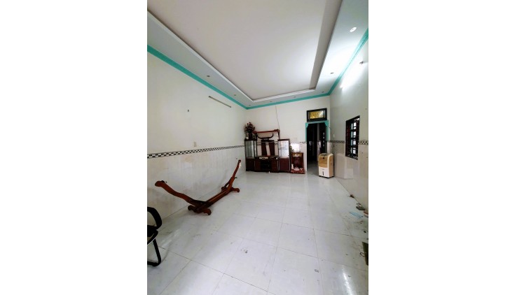 Bán nhà 92m2 đường 11 Trường Thọ