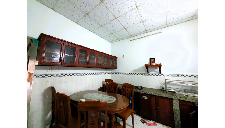 Bán nhà 92m2 đường 11 Trường Thọ
