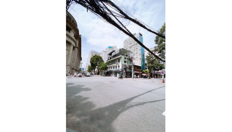 Mặt bằng kinh doanh Pasteur ngang 7m, quận 1, ngay phố ngân hàng, giá 35 tỉ