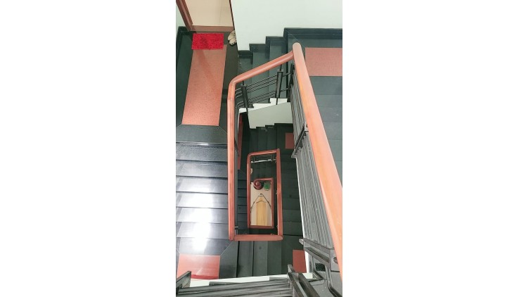 HXT TRÁNH THÔNG 1/ NGUYỄN ẢNH THỦ QUẬN 12 - HƠN 104M2, NGANG 5M HIẾM, 4 TÀNG - PHÙ HỢP LÀM VĂN PHÒNG CÔNG TY - KINH DOANH SPA.
