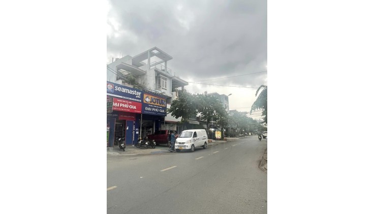 Nhà bán Trường Chinh, đối diện chợ Lạc Quang, 67m2 chỉ nhỉnh 3 tỷ, nhà có hỗ trợ vay Bank