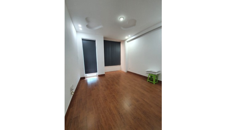 Bán nhà trung tâm quận Phú Nhuận, 25m² 2 Lầu ở ngay, giá 2.65 tỷ