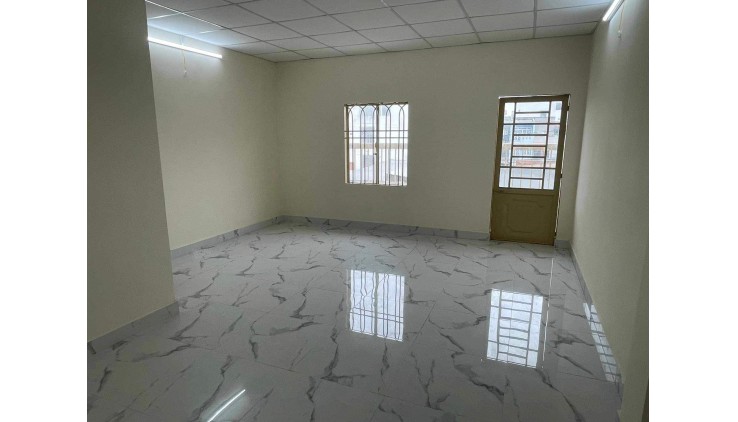 Nhà 2 Tầng, 90m2, Ngay Ngã Tư 4 Xã, Hẻm Xe Tải, Cần Bán Gấp.