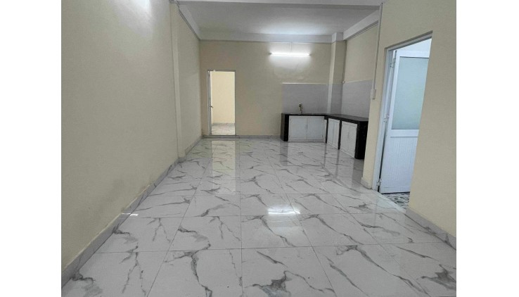 Nhà 2 Tầng, 90m2, Ngay Ngã Tư 4 Xã, Hẻm Xe Tải, Cần Bán Gấp.