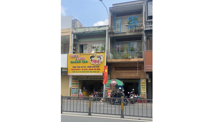 Mặt tiền kinh doanh Lý Thái Tổ, quận 3, 4x8.1m, 4 tầng, giá 17 tỉ