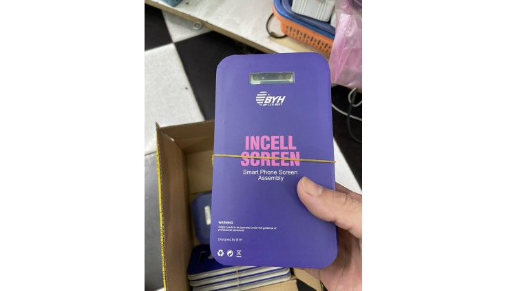 Chuyên thay màn hình iphone và pin //incell va GX giá rẻ bảo hành 12 tháng