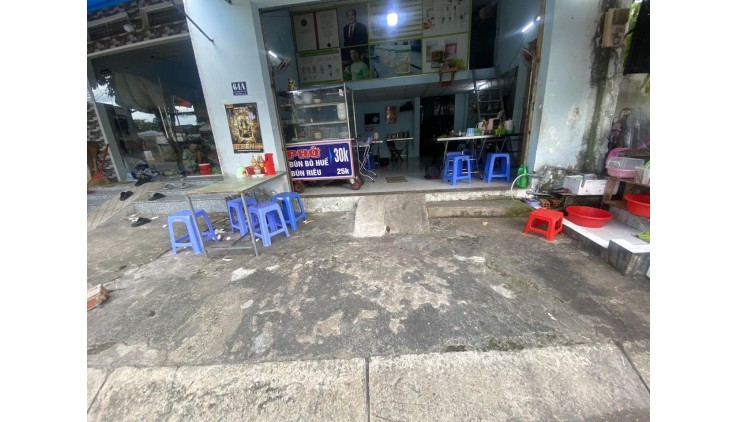 Cần Sang Nhanh Mặt Bằng Kinh Doanh mặt tiền quán ăn sáng tại đường Lê thị Hoa, Bình Chiểu