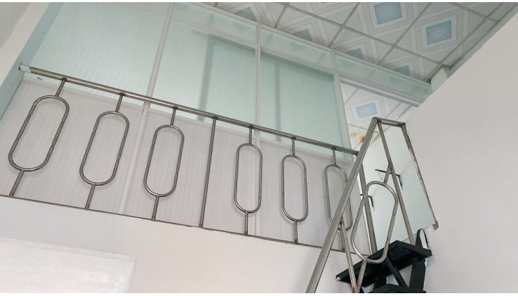 CẦN NHƯỢNG Lại Hợp Đồng Thuê Mặt Bằng- KẾT HỢP Căn Hộ Ở Lại Tại Quận 1