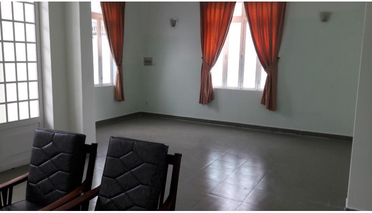 CHÍNH CHỦ Cần Cho Thuê  biệt thự mặt tiền đường, Nhà Đẹp Vị Trí Tại Huyện Hóc Môn, TPHCM