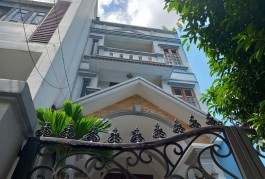 Bán nhà Nguyễn Oanh Phường 17 Quận GV, 4 tầng, Đường Khủng Long , giá giảm còn 14 tỷ