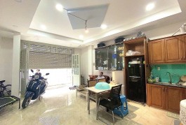 Bán Nhà Đẹp Gò Vấp 42m2, 3PN, Chỉ 4. Tỷ, Nguyễn Oanh.