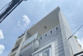 Bán nhà C Chủ HXH THoại Ngọc Hầu quận Tân Phú 4 x 13- 3T BTCT 5 tỷ TL