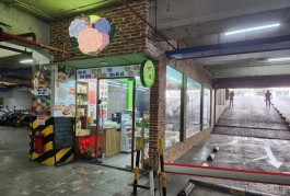 Quận Tân Bình, Cần sang nhượng gấp Mini Market tại Tầng Hầm Chung Cư Phường 2, Tân Bình ( đối diện sân bay ). Tel : 0986365133