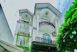 Bán nhà biệt thự đường Tân Hoà Đông ngay Chiến Lược, 9x19m, 5 Tầng,5 PN, giá  14.9 tỷ