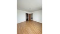 Cho thuê căn hộ 2PN - The Western Capital Q6, giá chỉ 7,5 triệu/th. Lh: 0931446697