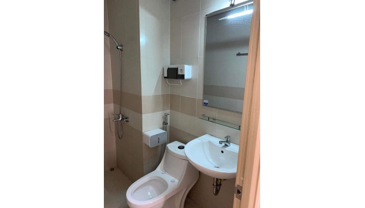 Nhà mới bán gấp, CHính chủ 2PN2WC 61m2 giá đẹp , căn view thoáng