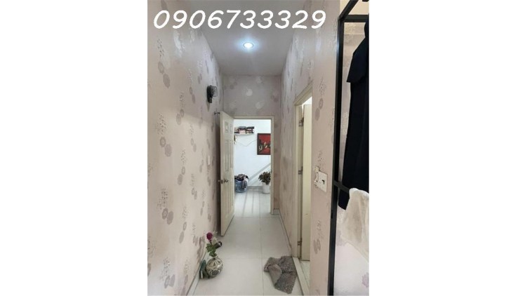 Bán nhà 3 tầng ngang 6.8m hẻm ô tô phường vip Q7 chỉ 6.7 tỷ