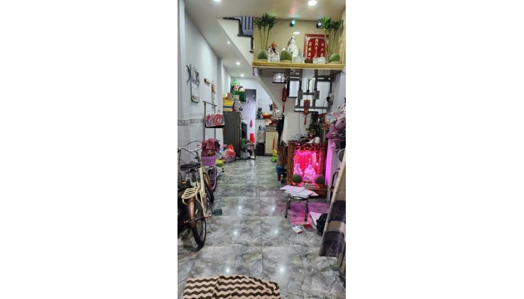 Nhà bán lê văn quới 