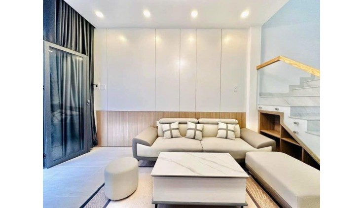 ĐS 2 - P16 - GÒ VẤP - 35M2 - 2 PN NHÀ SIÊU LUNG LINH - TẶNG LUÔN NỘI THẤT. CHỈ DỌN VÀO Ở. GIÁ GIẢM CHỈ CÒN 3 TỶ 850.
