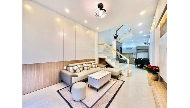 ĐS 2 - P16 - GÒ VẤP - 35M2 - 2 PN NHÀ SIÊU LUNG LINH - TẶNG LUÔN NỘI THẤT. CHỈ DỌN VÀO Ở. GIÁ GIẢM CHỈ CÒN 3 TỶ 850.