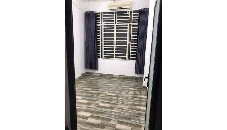 NHÀ NGỘP CẦN RA GẤP  .53M2  .MT NGUYÊN HỒNG..,GIÁ.5Ty