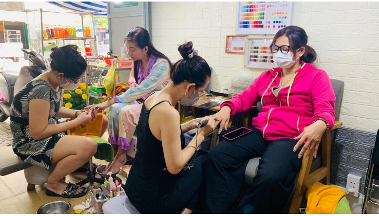 CHÍNH CHỦ Cần Sang Nhượng Tiệm Nail Vị Trí Đẹp Tại  Phường 10, Quận 6, HCM