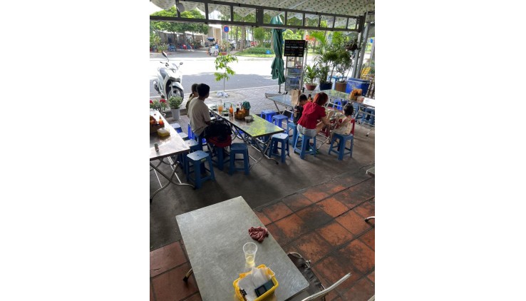 CHÍNH CHỦ CẦN SANG NHƯỢNG NHANH MẶT BẰNG Vị Trí Đắc Địa Tại Quận 11 - HCM