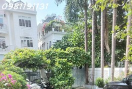 Biệt thự Sân vườn đs 50m ra Huỳnh Tấn Phát,Phú Phuận Q7 
4 ô tô ngủ trông nhà chỉ :16,8 tỷ
