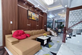 NHÀ MT ĐƯỜNG SỐ TÂN QUY, SAU LOTTE, 5.3X20M, ĐƯỜNG TRƯỚC NHÀ 10M, CÓ VỈA HÈ NHỈNH 12 TỶ
