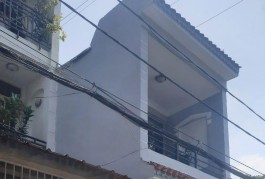 GẤP GẤP - GIẢM 300TR TỪ 3.4 TỶ XUỐNG CÒN 3.1 TỶ
Hẻm 6m Ô Tô Tránh - Đường Số 21 Gò Vấp, 42m2, 3Pn Chỉ 3.1 Tỷ