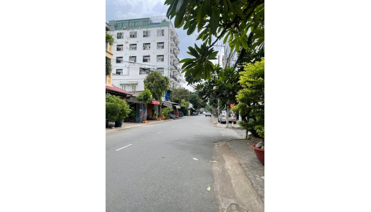 NHÀ HIMLAM, KỀ BÊN KIỀU ĐÀM, QUẬN 7, 5X20M, ĐƯỜNG TRƯỚC NHÀ 10M, VỈA HÈ 13 TỶ